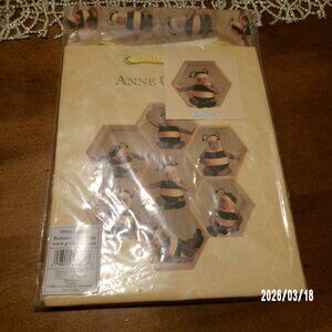 NEW VTG 2020 Anne Geddes  Bumble Bee Baby Gift Bag Tissue Glitter Wrap Card SET